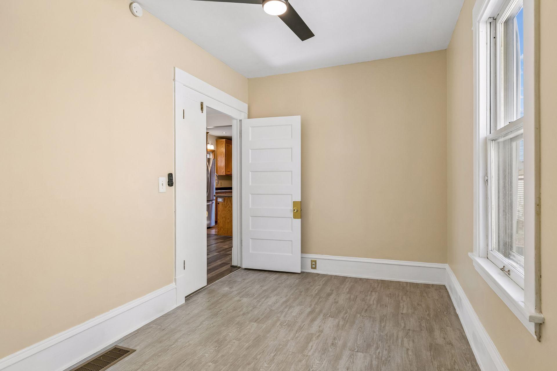 607 Simpson Street St. Paul, MN 55104 - Photo 19 of 43