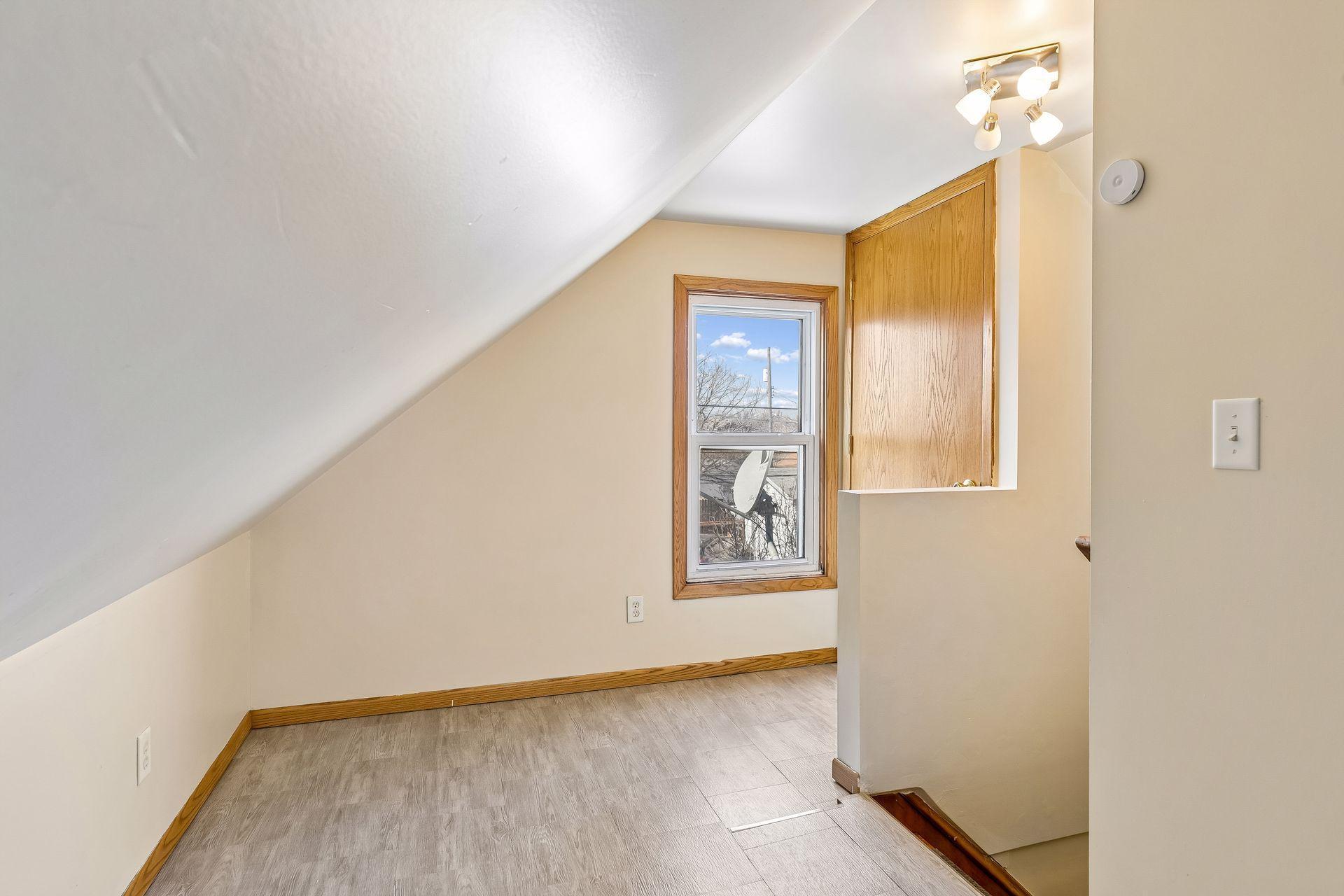 607 Simpson Street St. Paul, MN 55104 - Photo 21 of 43