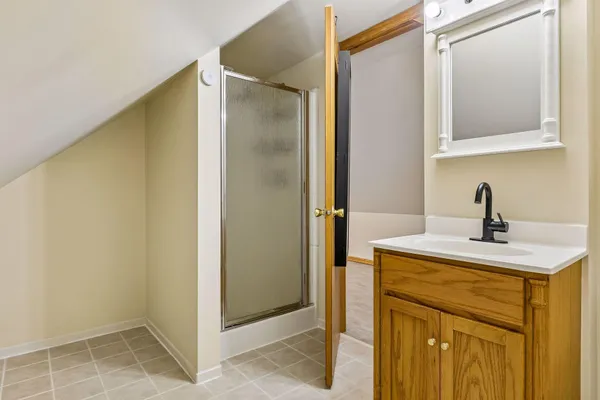 $300,000 | 607 Simpson Street, St. Paul, MN 55104