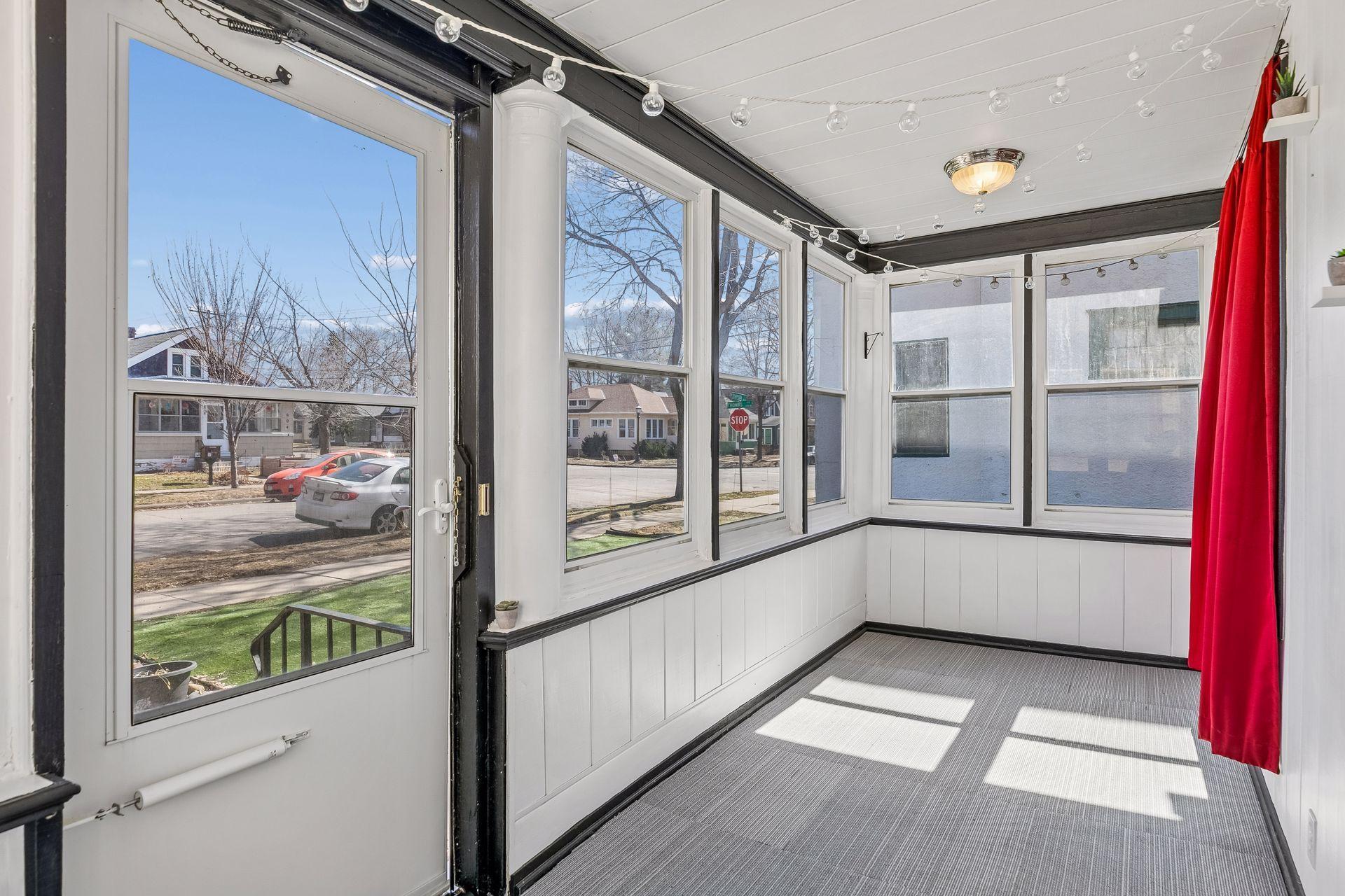 607 Simpson Street St. Paul, MN 55104 - Photo 28 of 43