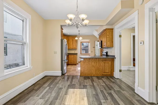 $300,000 | 607 Simpson Street, St. Paul, MN 55104