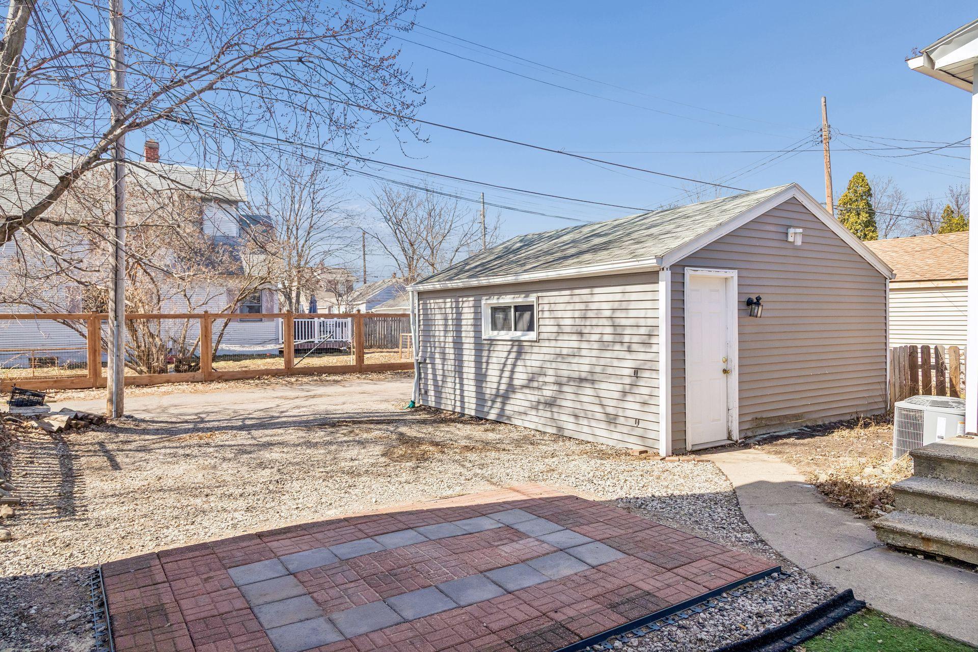 607 Simpson Street St. Paul, MN 55104 - Photo 35 of 43