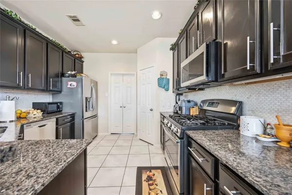 $2,600 | 26943 Churchill Gate Lane, Katy, TX 77494