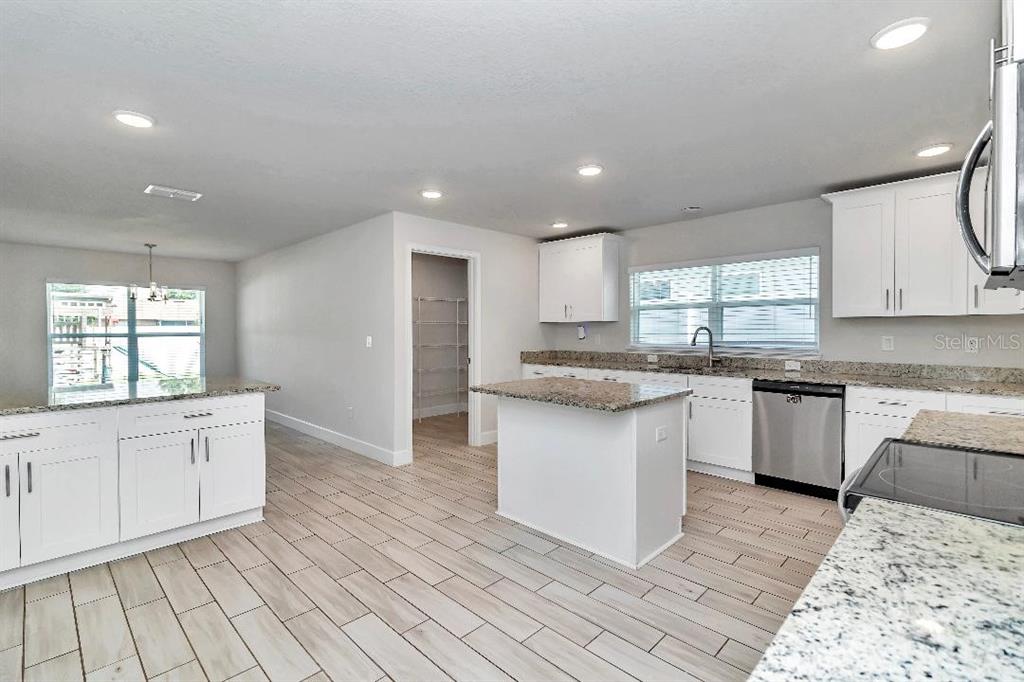8376 Southwest 59th Terrace Ocala, FL 34476 - Photo 11 of 26