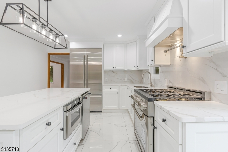 1 Fernwood Road Warren, NJ 07059 - Photo 9 of 41