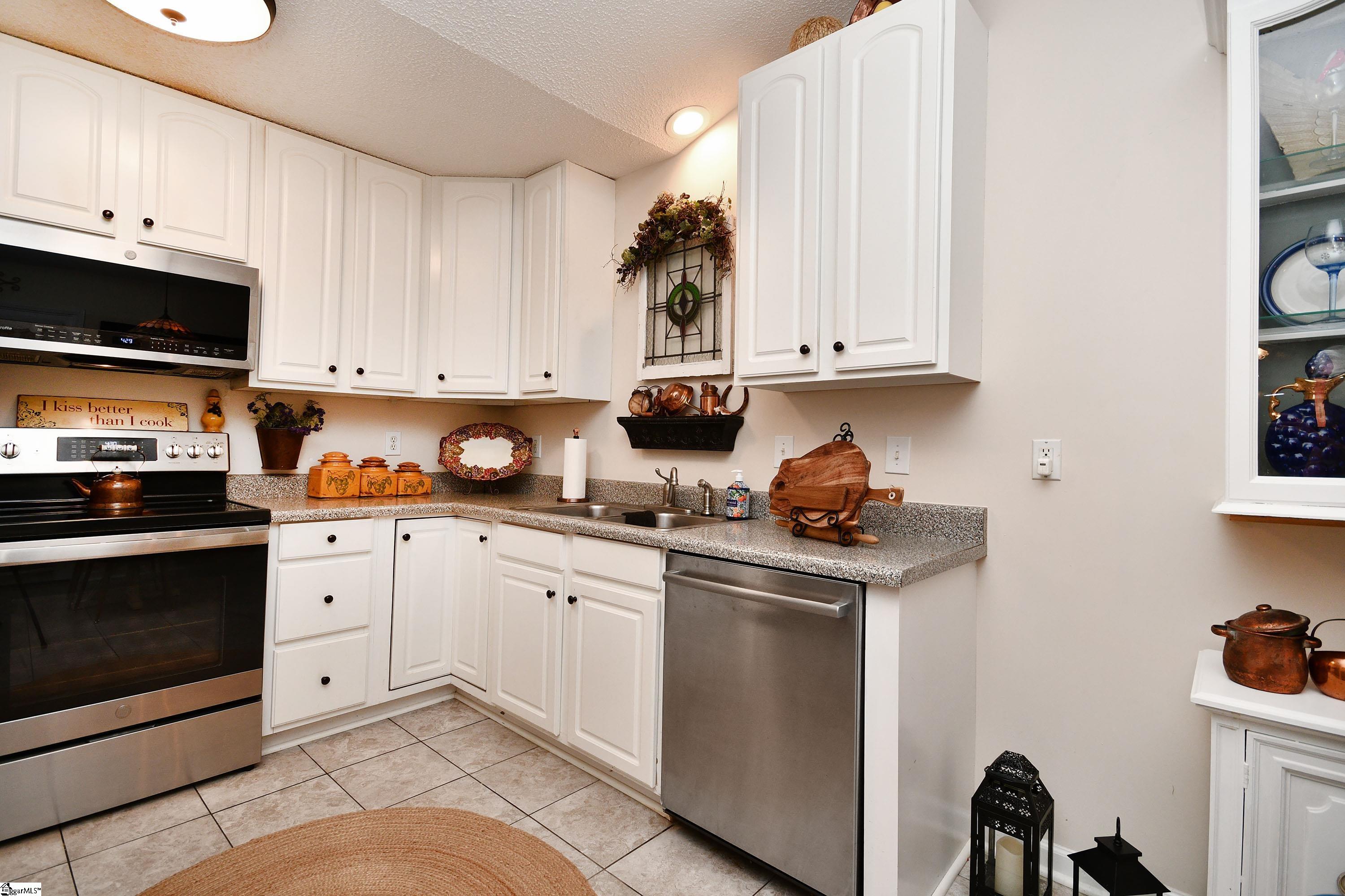 104 B Reef Court Easley, SC 29642 - Photo 22 of 34