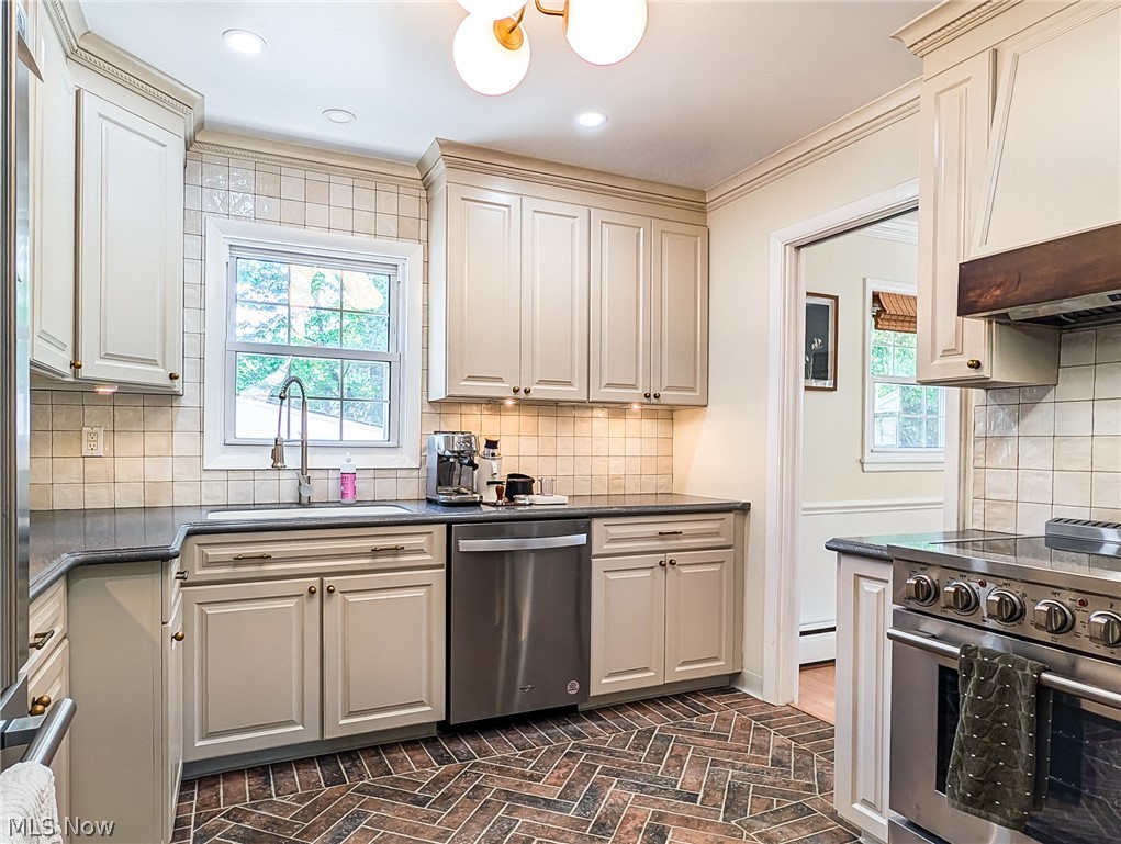 257 Sand Run Road Akron, OH 44313 - Photo 14 of 47 Gallery Image 14