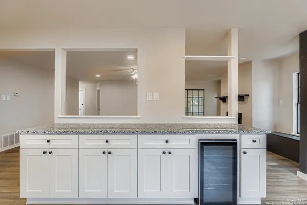 $2,100 | 520 Marilyn Drive, Schertz, TX 78154