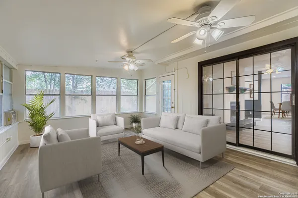 $2,100 | 520 Marilyn Drive, Schertz, TX 78154