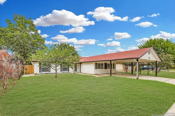 $2,100 | 520 Marilyn Drive, Schertz, TX 78154