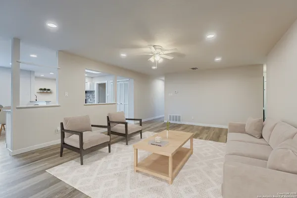 $2,100 | 520 Marilyn Drive, Schertz, TX 78154