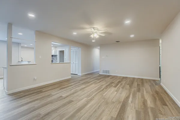 $2,100 | 520 Marilyn Drive, Schertz, TX 78154