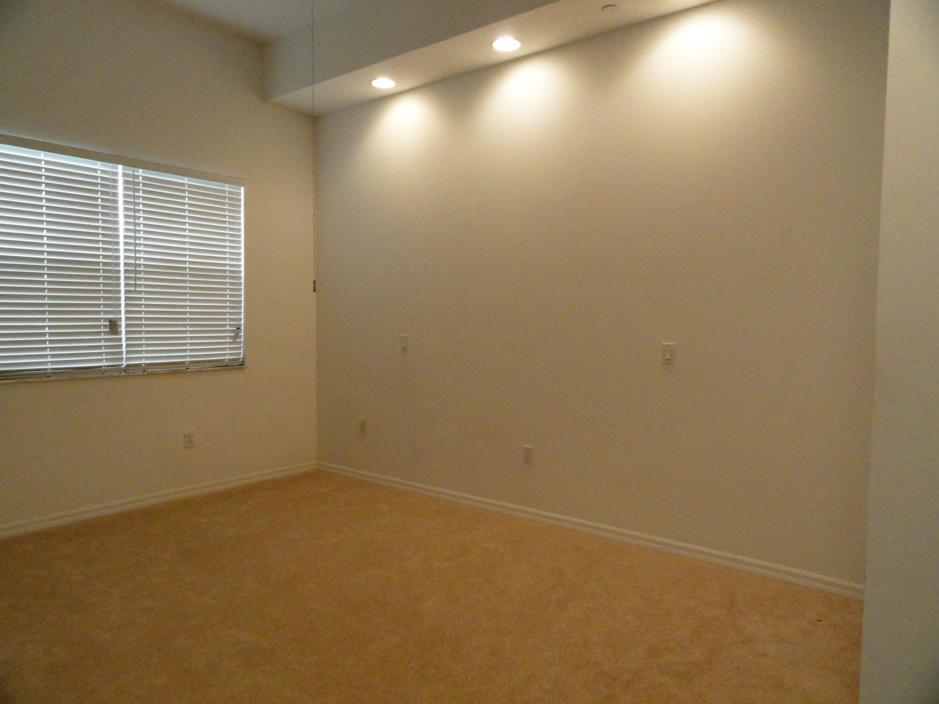 1605 Renaissance Commons Boulevard, Unit 121 Boynton Beach, FL 33426 - Photo 6 of 18 Master Bedroom