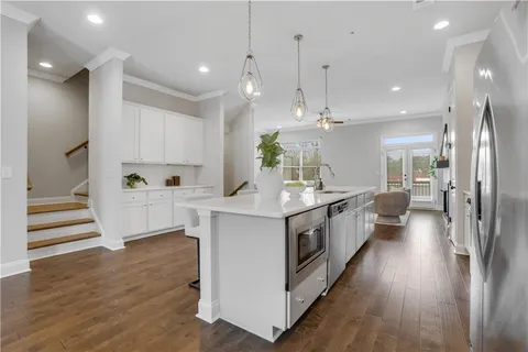 $525,000 | 1292 Stone Castle Circle, Smyrna, GA 30080