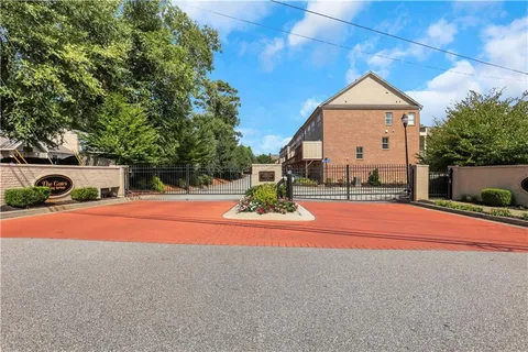 $525,000 | 1292 Stone Castle Circle, Smyrna, GA 30080