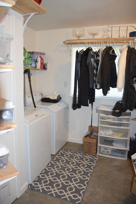 28899 Whitmore Road Whitmore, CA 96096 - Photo 20 of 43 Laundy room