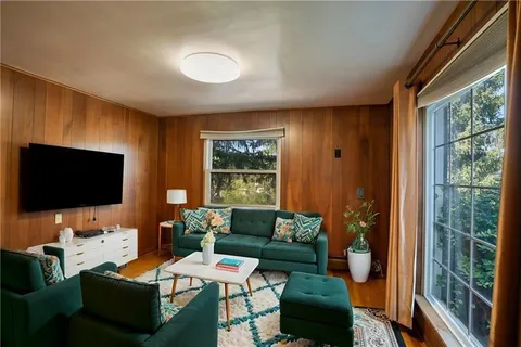 $349,000 | 3200 Nottingham Drive, Pittsburgh, PA 15235
