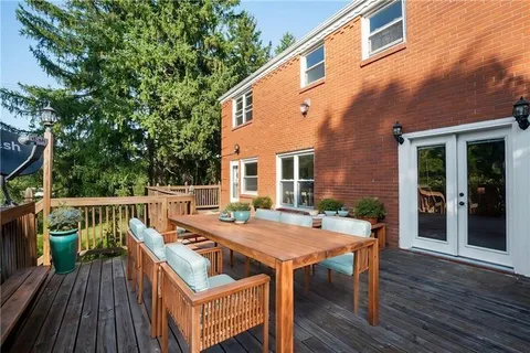 $349,000 | 3200 Nottingham Drive, Pittsburgh, PA 15235