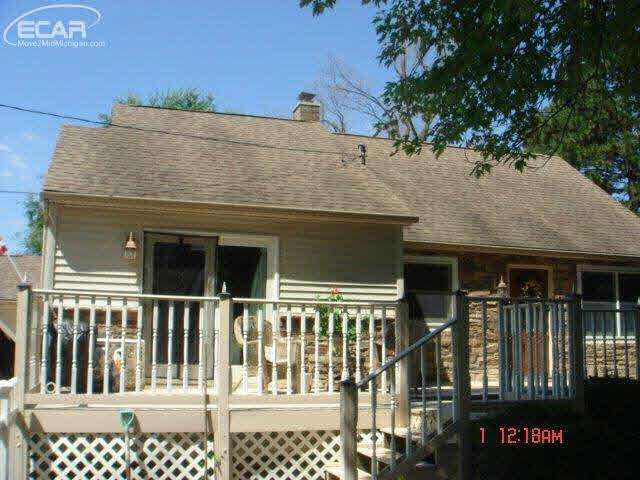 2376 South Oak Road Davison, MI 48423 - Photo 2 of 40 21205296-1.JPG