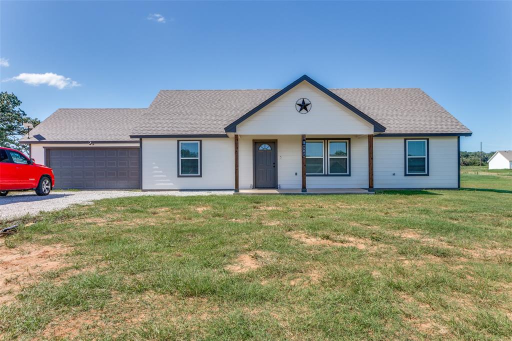 205 Altom Road Springtown, TX 76082 - Photo 2 of 25