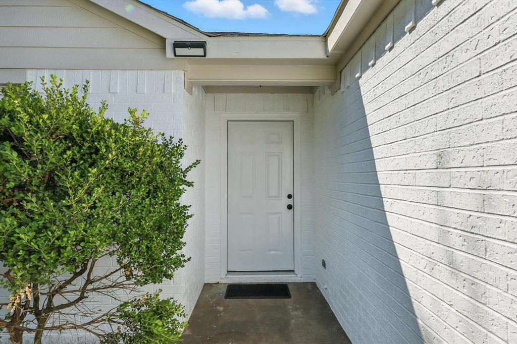 621 Torero Trail Oak Point, TX 75068 - Photo 4 of 34 a view of front door