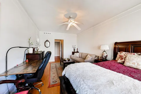 $259,500 | 5000 South East End Avenue, Unit 24B, Chicago, IL 60615