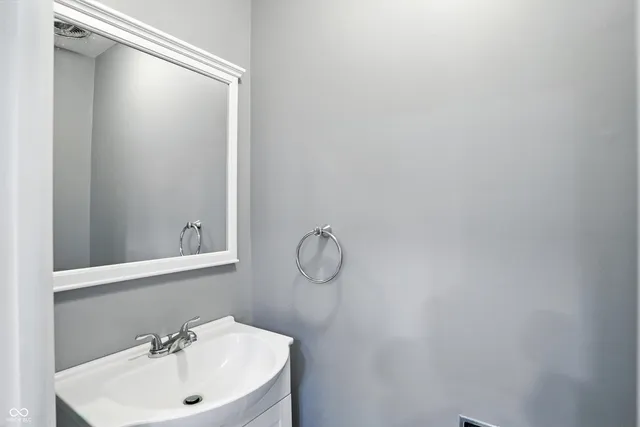 $264,000 | 8303 West 400th Street South, Russiaville, IN 46979