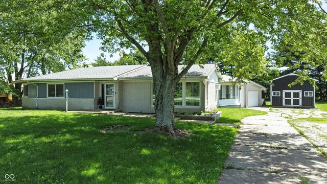 $264,000 | 8303 West 400th Street South, Russiaville, IN 46979