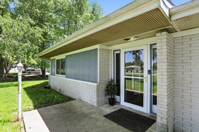 $264,000 | 8303 West 400th Street South, Russiaville, IN 46979