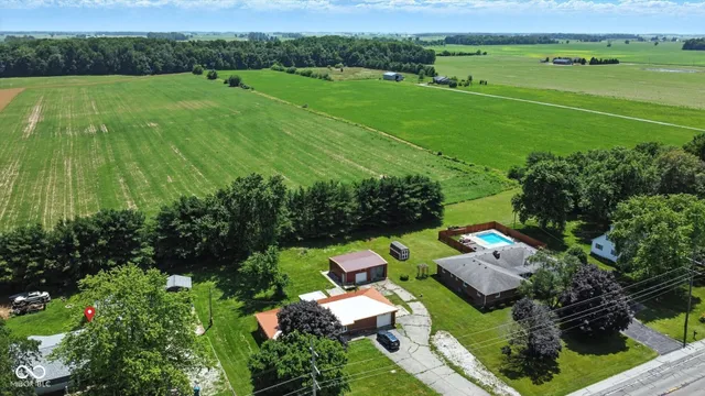 $264,000 | 8303 West 400th Street South, Russiaville, IN 46979
