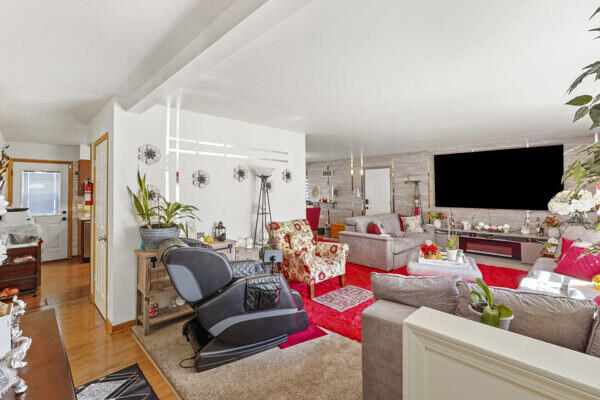 2150 West 95th Avenue Crown Point, IN 46307 - Photo 8 of 27 600x400