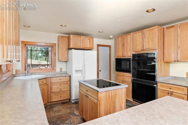 134 Ridge Road Divide, CO 80814 - Photo 15 of 39