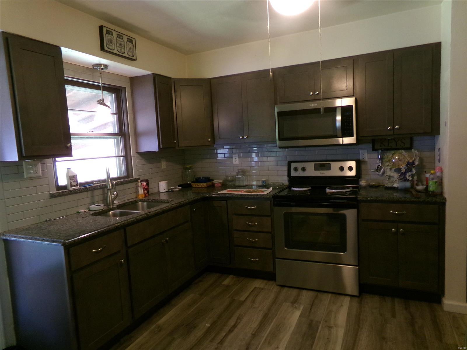 2708 Erb Road Oakville, MO 63129 - Photo 6 of 9