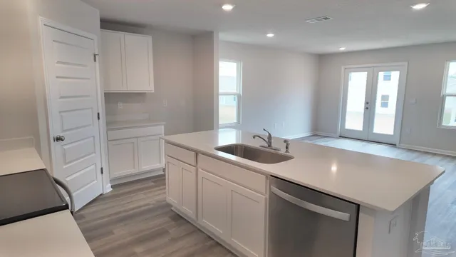 a view of an empty walk in closet