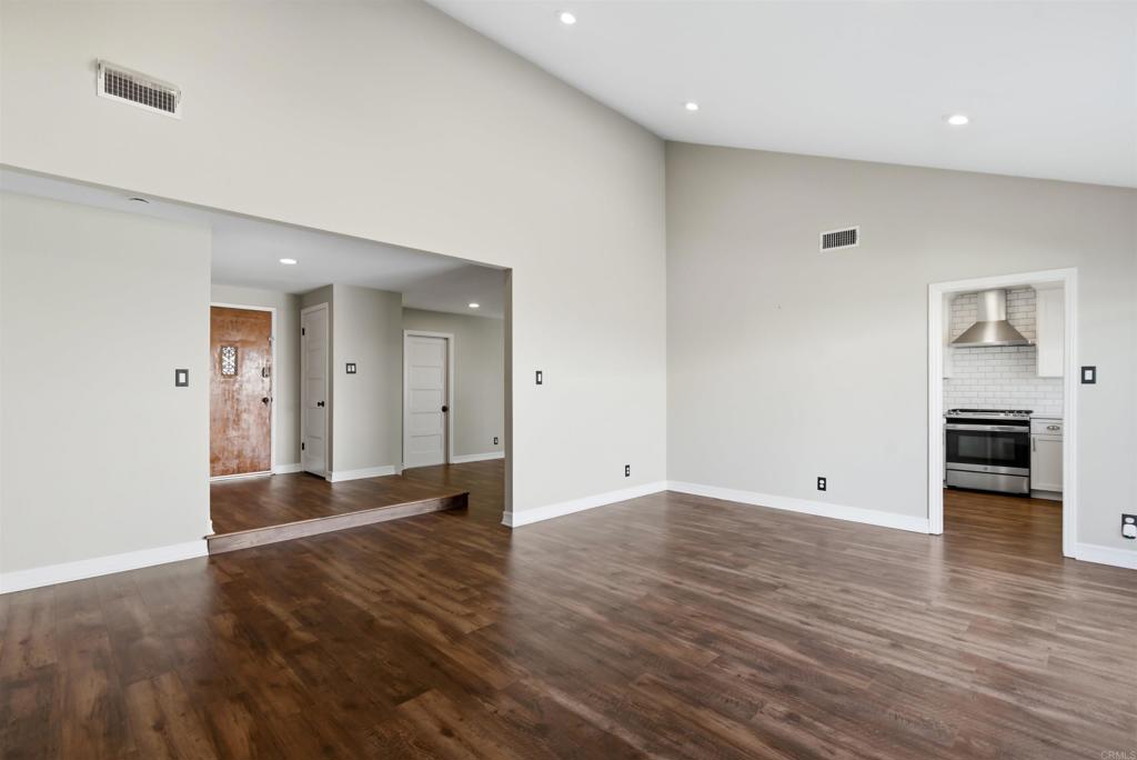 1693 Downing Street Simi Valley, CA 93065 - Photo 14 of 39 Living area off of front entry.