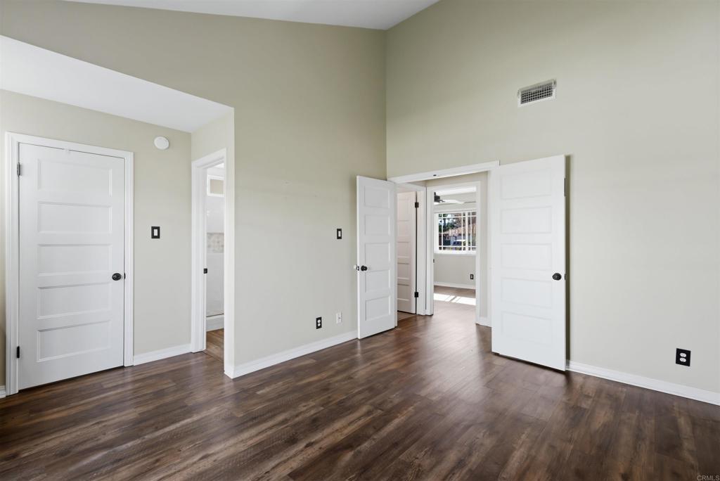 1693 Downing Street Simi Valley, CA 93065 - Photo 16 of 39 Primary Suit