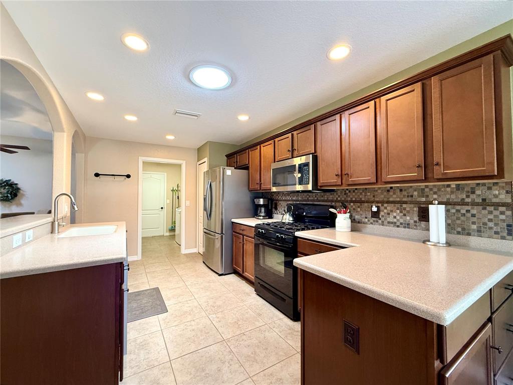 16135 Southwest 14th Avenue Road Ocala, FL 34473 - Photo 17 of 54