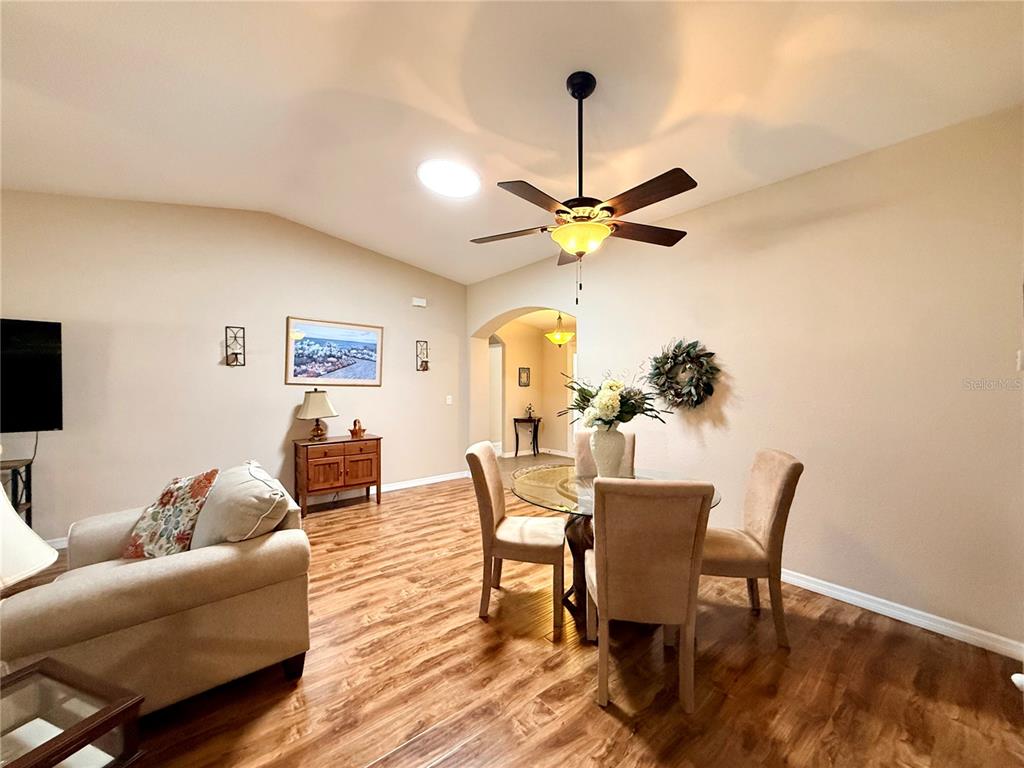 16135 Southwest 14th Avenue Road Ocala, FL 34473 - Photo 6 of 54