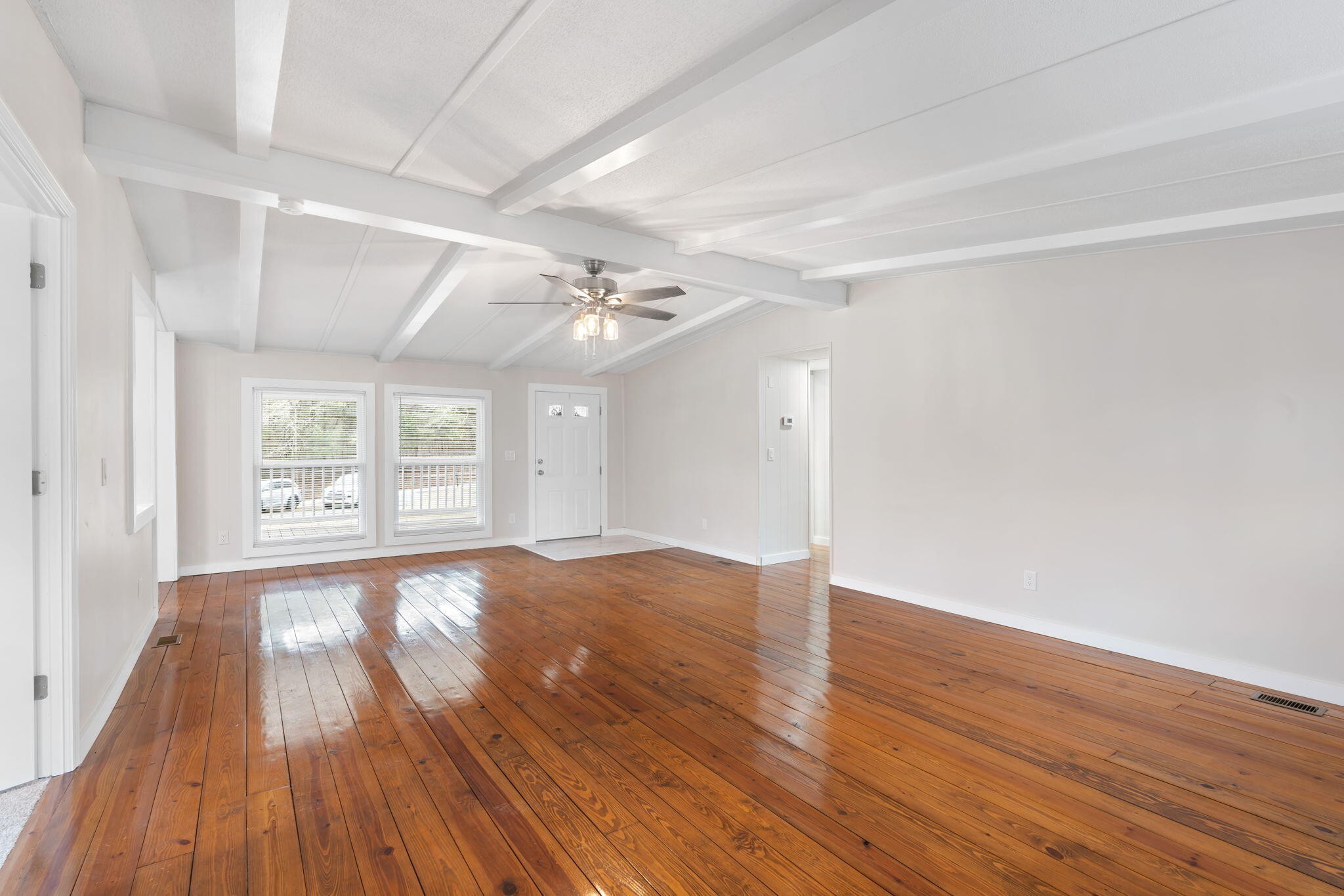 4939 Johnson Road Birchwood, TN 37308 - Photo 4 of 34 Gallery Image 4