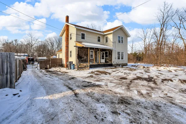 $74,900 | 2010 Lansing Avenue, Jackson, MI 49202