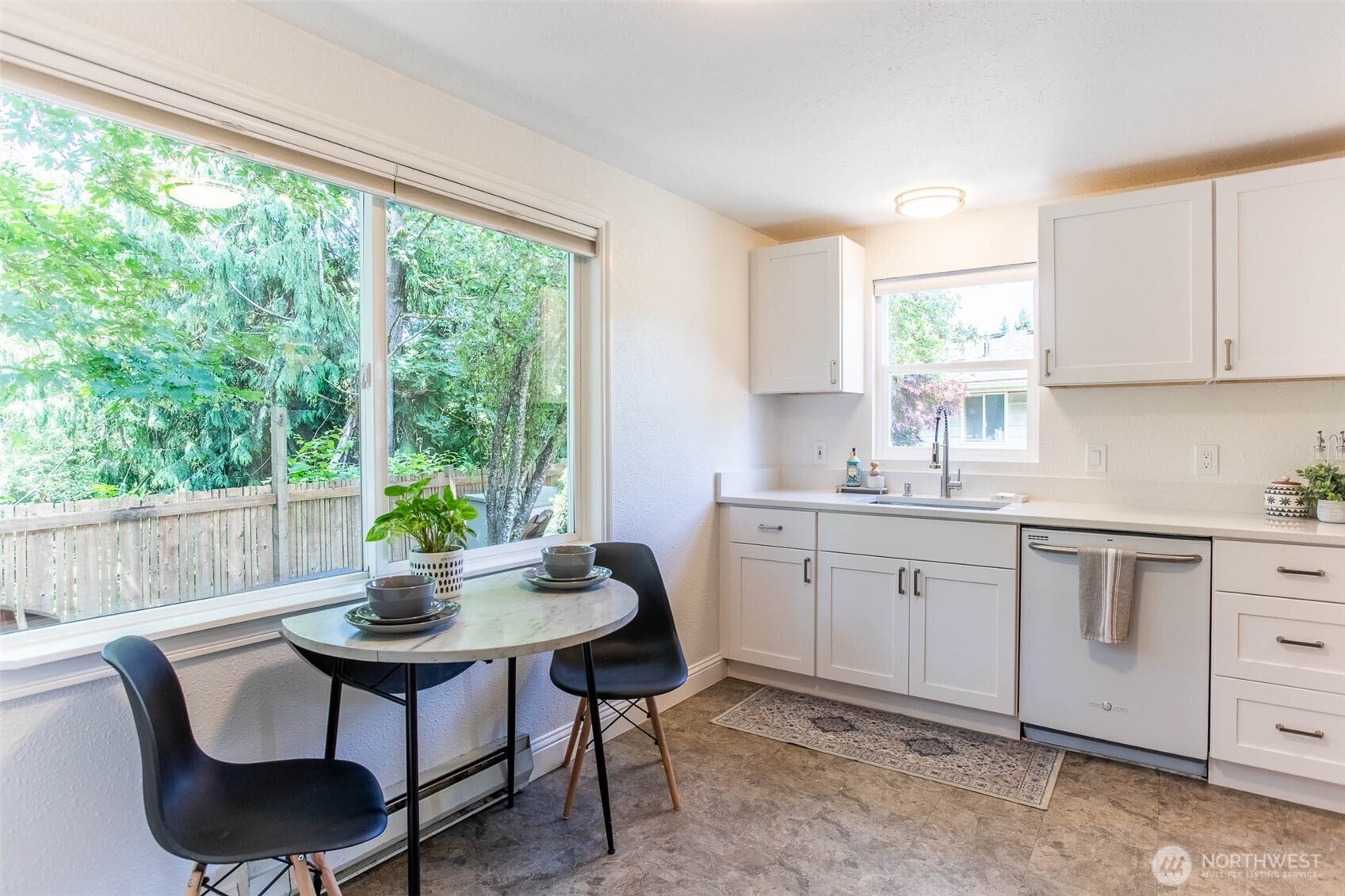 7169 18th Avenue Southwest Seattle, WA 98106 - Photo 6 of 31