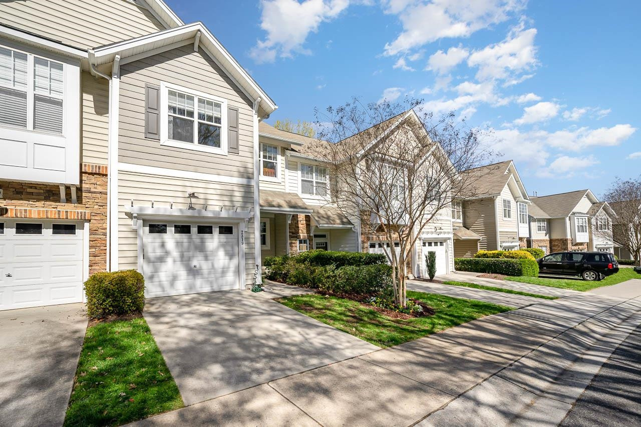 2319 Putters Way Raleigh, NC 27614 - Photo 2 of 25 Photo 2