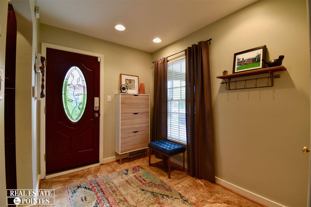 1280 North Oxford Road Grosse Pointe Woods, MI 48236 - Photo 19 of 27