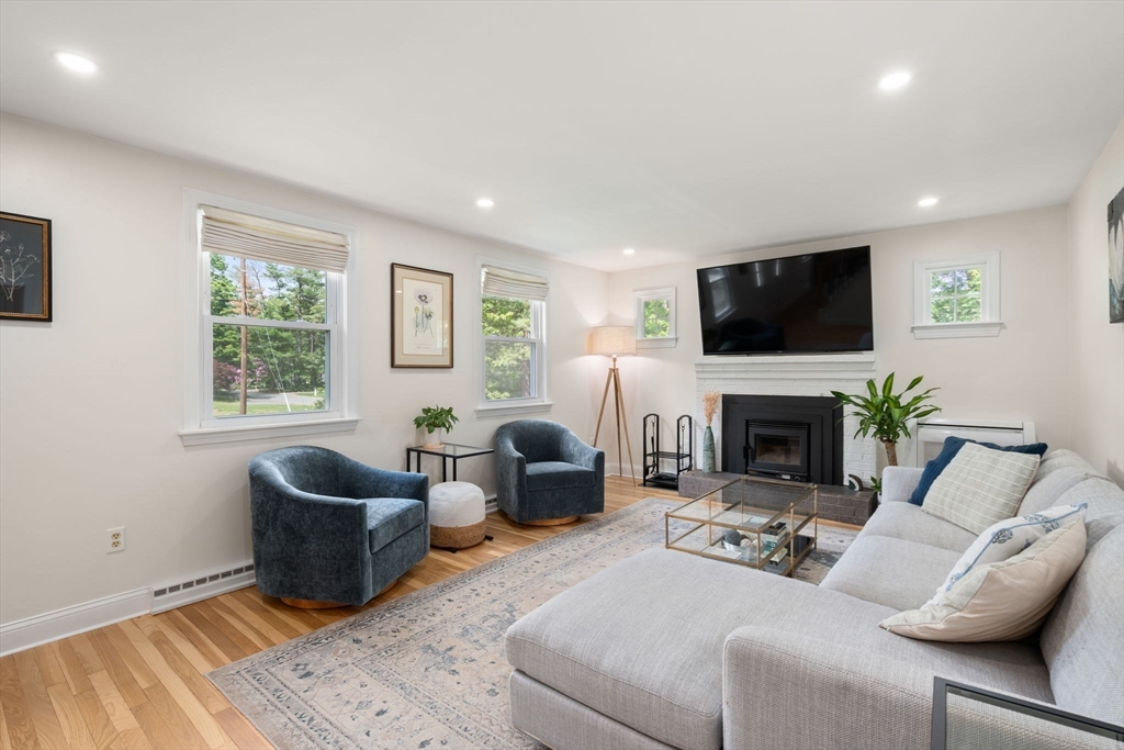 10 James Road Hanover, MA 02339 - Photo 6 of 41