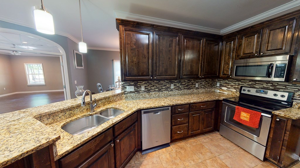 971 Harry Walker Road Ozark, AL 36360 - Photo 14 of 34