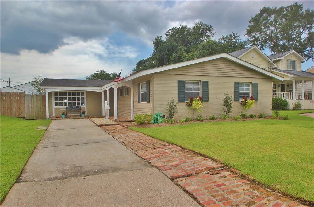 200 Phyllis Court River Ridge, LA 70123 - Photo 1 of 12