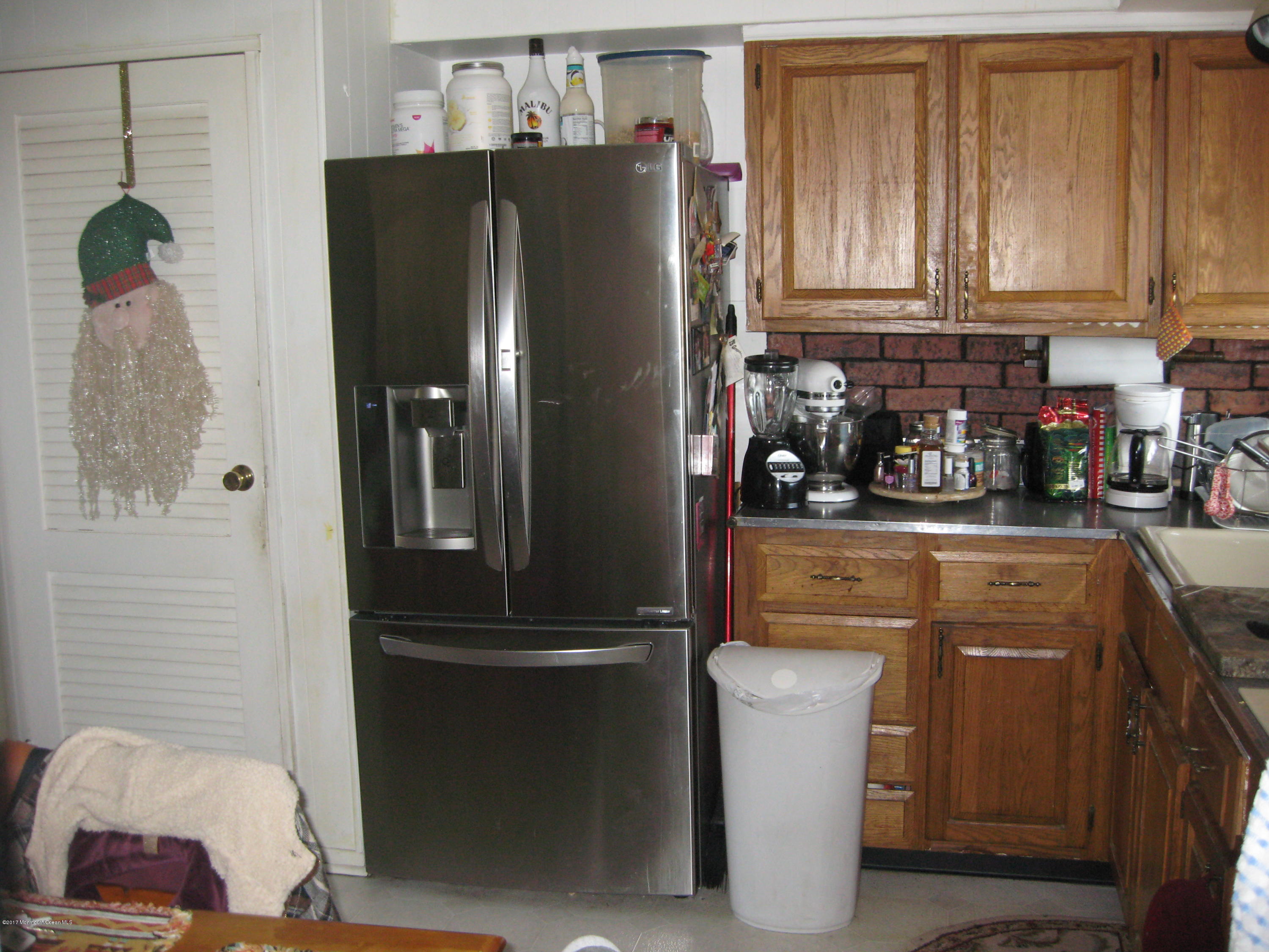 914 Ruth Drive Neptune Township, NJ 07753 - Photo 5 of 13 IMG_0385