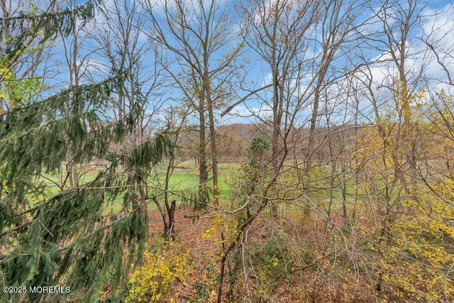 $474,900 | 654 St Andrews Place, Manalapan, NJ 07726