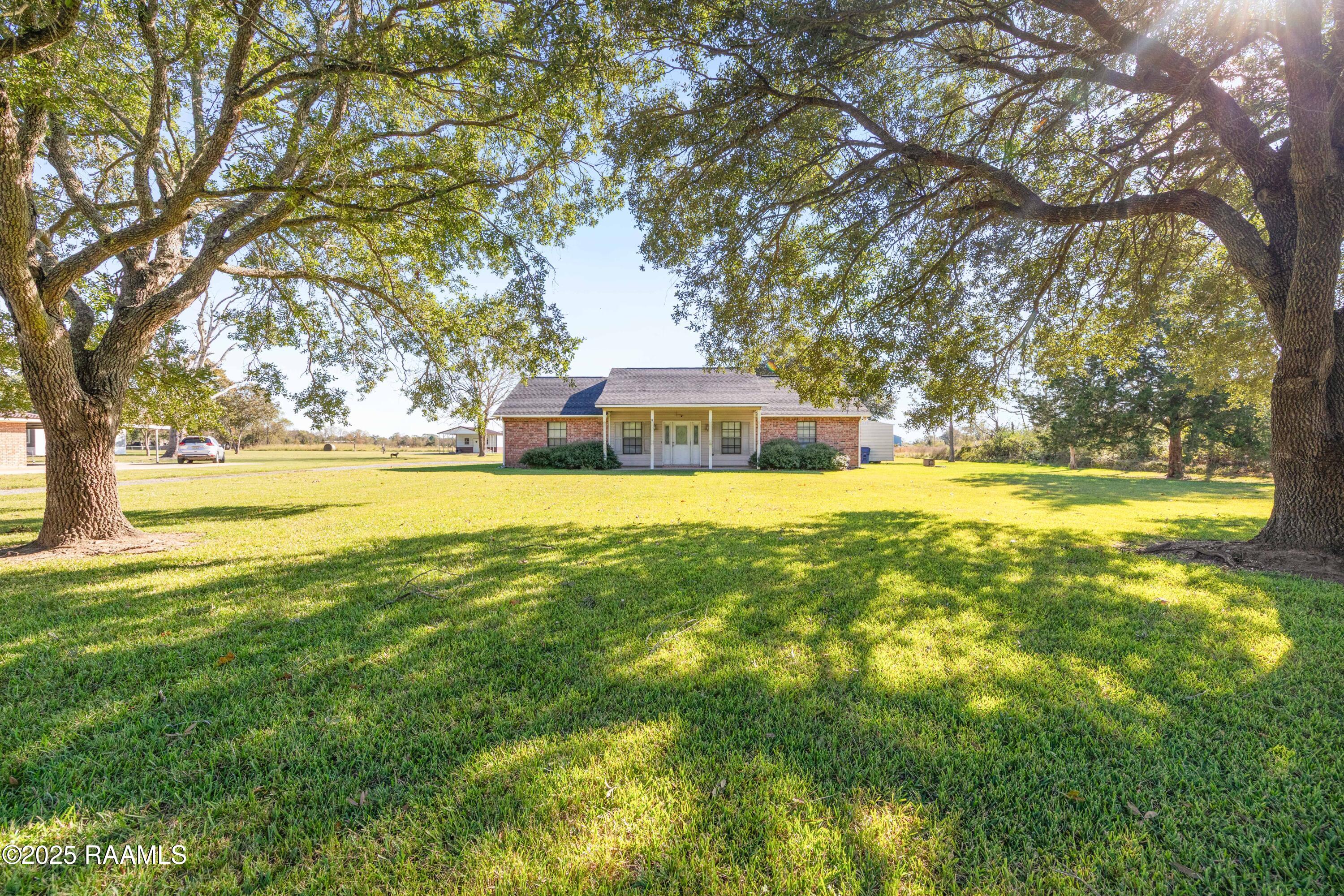 406 Bertrand Road Opelousas, LA 70570 - Photo 2 of 36 Front of House