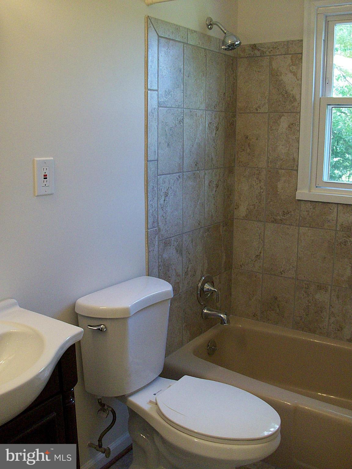 7528 Alleghany Road Manassas, VA 20111 - Photo 14 of 21 Bath